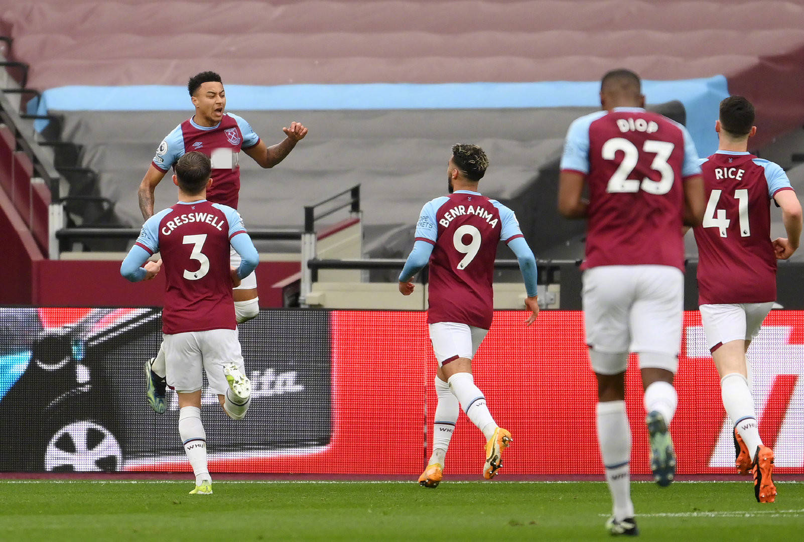 正成为进攻 正成为进攻