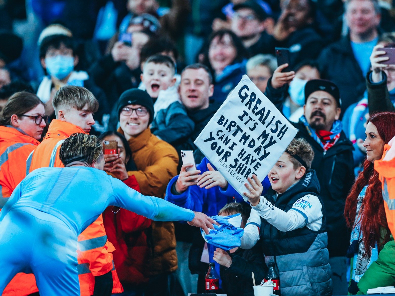 个成员在比 个成员在比